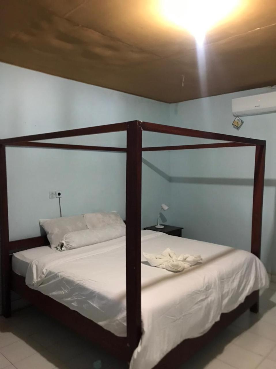Kurnia Family Homestay & Restaurant! Huu Kültér fotó
