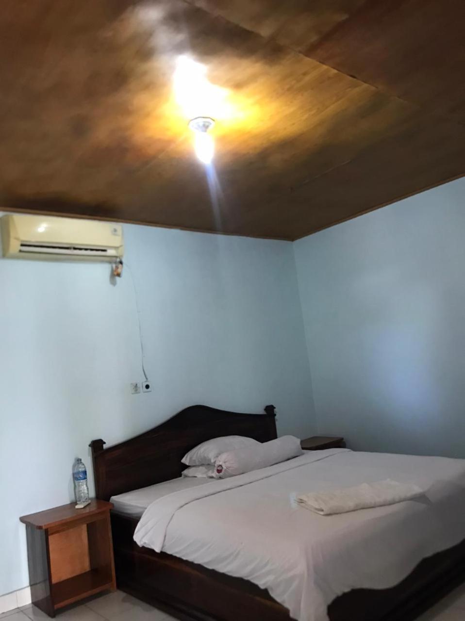 Kurnia Family Homestay & Restaurant! Huu Kültér fotó